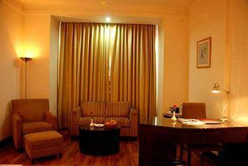 Dolphinn Delhi  Exterior foto